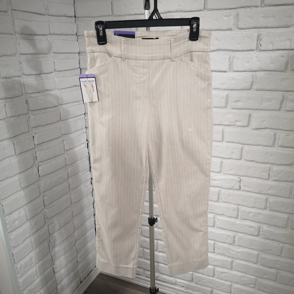 NWT Hilary Radley Ladies Size 4 Light Tan Slim Leg Pull On Style Pants